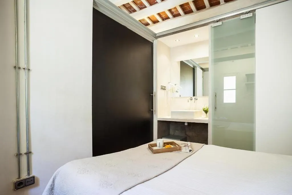 Click&Flat Gothic Apartments Barselona İspanya